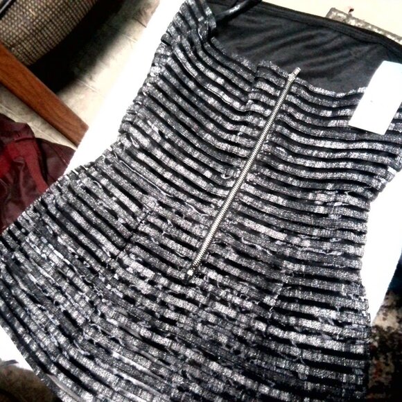 nwt Papaya CROPPED TUBE TOP [L] - Picture 5 of 12